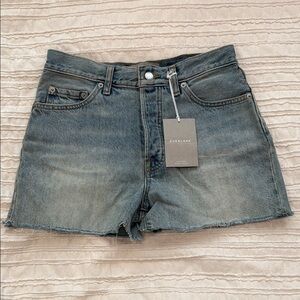 Everlane relaxed ‘90s shorts